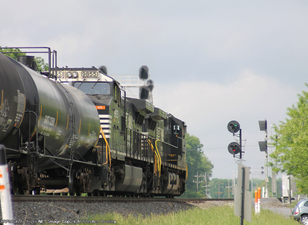 Eastbound mixed freight